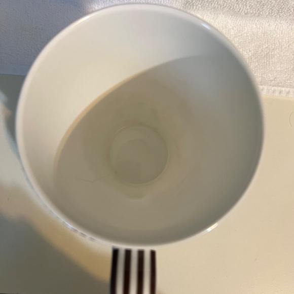 Henri Bendel coffee mug - Picture 3 of 7